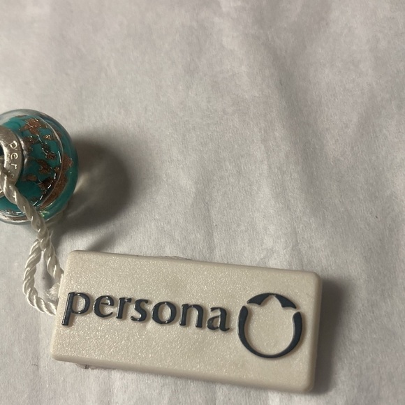 Persona charm - Picture 4 of 4